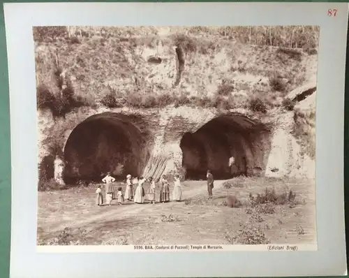 Photographie Baia bei Pozzuoli – Tempel des Merkur, ca. 1880