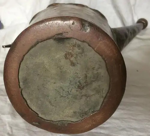 Alte Kanne aus Kupfer, wohl 18. Jahrhundert