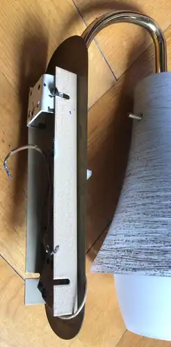 2 Wandleuchter, 1950er Jahre, sehr gut erhalten, Glas, Messing