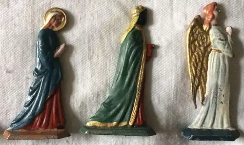 17 Krippenfiguren aus Blei, bemalt