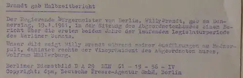 Original-Pressephoto d. dpa Deutsche Presse-Agentur Willy Brandt im Passepartout