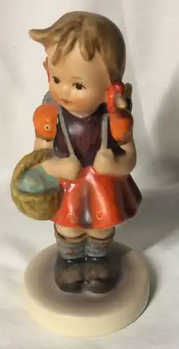 Mädchen mit Schulranzen - HUMMEL-Figur von Goebel – 2. Wahl