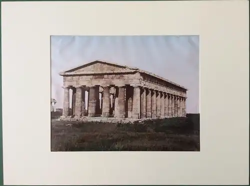 Zwei altcolorierte Photographien von Salerno u. dem Tempel des Neptun in Paestum