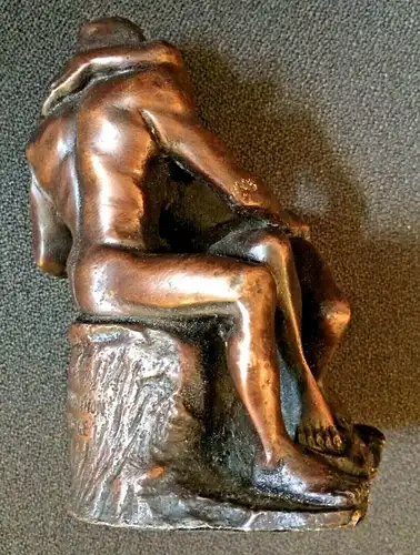 Plastik „DER KUSS“ – Bronze-Replika des Originals von Auguste Rodin