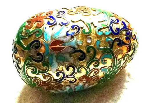 Wunderschönes Ei im Cloisonné-Stil, wohl aus Rußland
