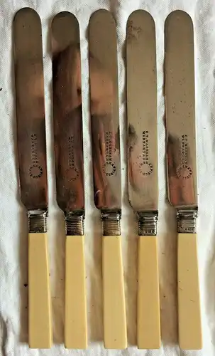 Fünf englische Messer „SHEFFIELD MADE“, 19. Jahrhundert