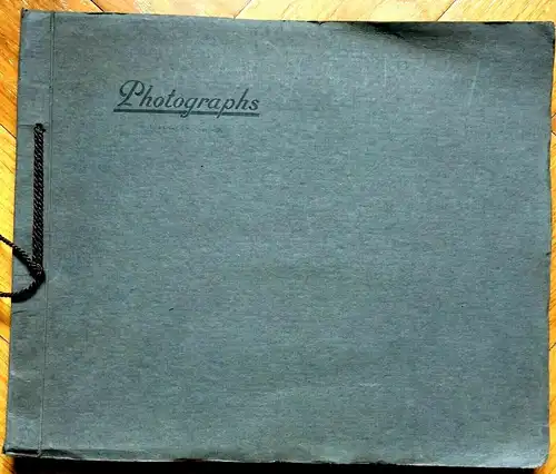 Photoalbum mit 96 Photos und Ansichtskarten Cambridge 1926