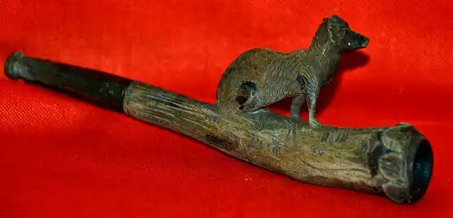 Zigarrenspitze,Holz geschnitzt mit Figur eines Fuchs