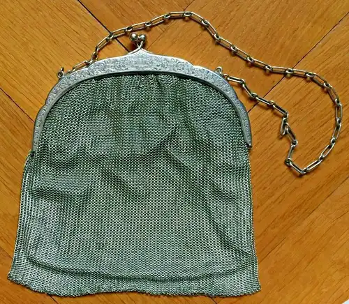 Handtasche Kettentasche aus 800er Silber mit Schmetterlings-Stempel, ca. 1900