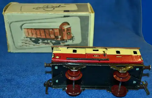 Packwagen beige-rot,Fleischmann 401,Spur 0, mit Karton