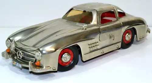 Märklin, vernickelter Rennwagen,300SL 1952 ,Uhrwerk,ohne Schlüssel,1993,