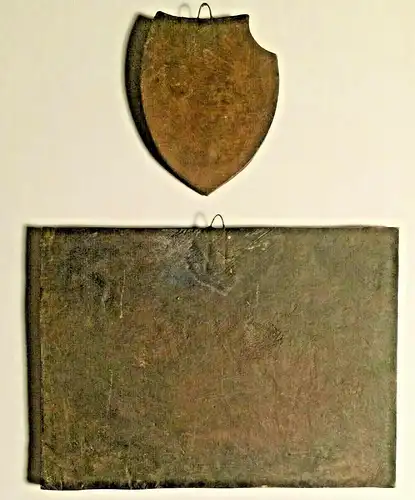 Zwei kleine Reliefs „Doppeladler“, Herkunft, Alter, Material unbekannt