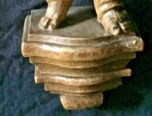 Wandkerzenleuchter in Form eines Engelsputtos, 1930er Jahre, 33 cm hoch