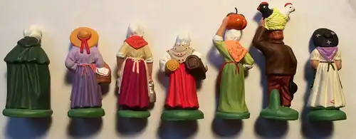 7 Terracotta - Figuren der Firma ESCOFFIER