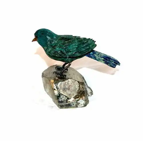 Vogel,grün,Pyhrit,Lapis,auf Sockel,20 Jhdt