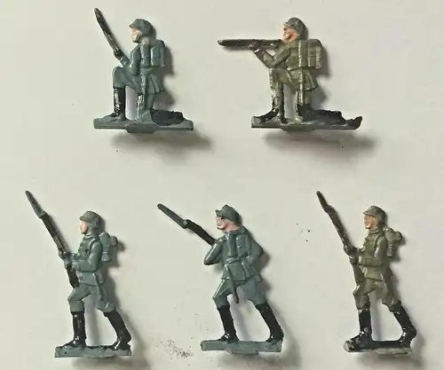 10 Zinnsoldaten wahrscheinlich Firma Ernst Heinrichsen Nürnberg, ca. 1940