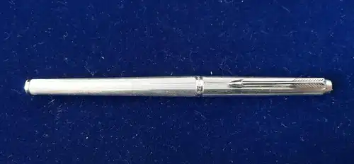 Parker Kugelschreiber mit Nadelstreifen, Made in France,