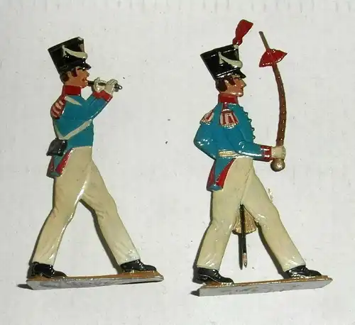 3 Zinnfiguren französische Soldaten in Uniformen des 19. Jahrhunderts