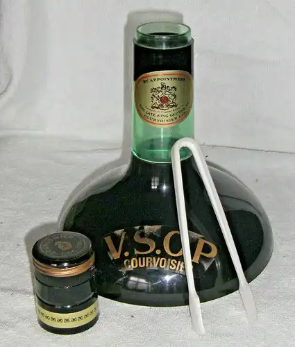 Eiskübel aus Kunststoff in Form einer COURVOISIER-Flasche - Werbeartikel ca 1970