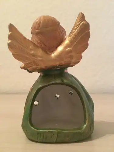 Weihnachtsschmuck, Kerzenhalter,  Engel aus Keramik, bemalt, 20 Jhdt