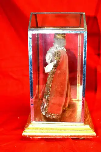 Weihnachten,segnende Madonna mit Krone im Glassturz,20.Jhdt,Wachskopf