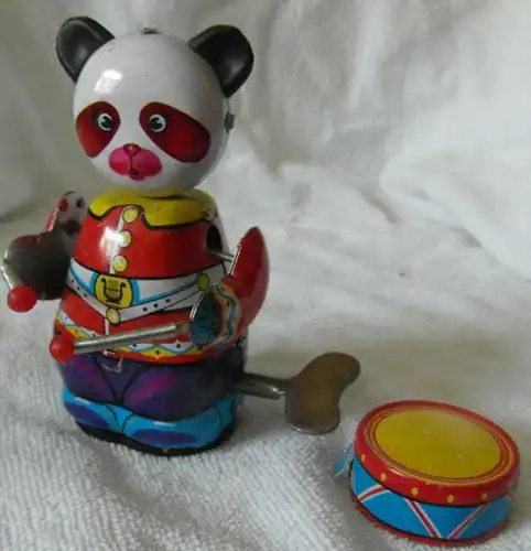 Blechspielzeug,Trommelnder Pandabär im Originalkarton,China