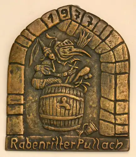 Rabenritter,Bronze-Gussplakette 1977 PULLACH (b. München).Faschings-Gesellschaft
