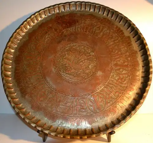 Arabisches Tablett/Platte,reich ornamentiert,wohl 19.Jhdt.Handarbeit,Kupfer,Zinn