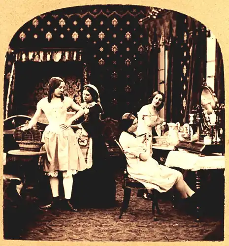 3 Stereofotografien,Frauen b. Nähen,Musizieren u. Ankleiden,ca.1900