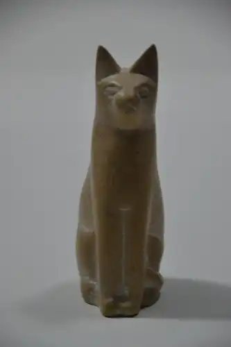 Speckstein, Figur, sitzende Katze, handgefertigt