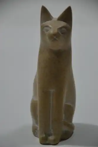 Speckstein, Figur, sitzende Katze, handgefertigt