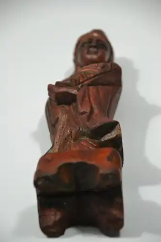 Figur aus Holz, verm. asiatischer Heiliger oder Gelehrter