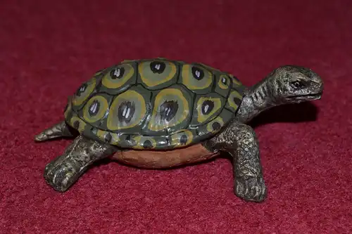 Spielzeugfigur, Tierfigur aus Masse, etwa 1930,Schildkröte, handbemalt
