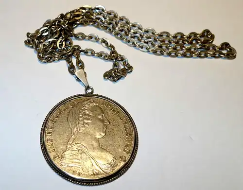 Trachtenschmuck,20.Jhdt,Silber,Münze,Anhänger,Maria Theresia,mit Kette