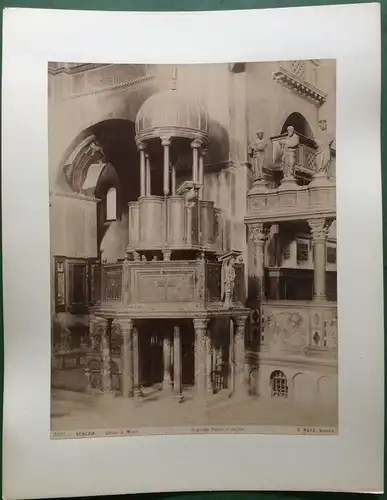 Photographie Venedig - Kirche San Marco mit der großen Kanzel, von Carlo Naya