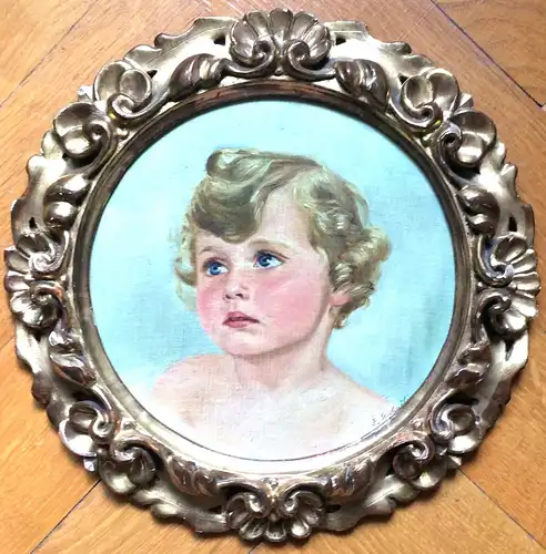 Kleines Ölgemälde Kinderportrait in rundem, holzgeschnitztem Rahmen, ca. 1930
