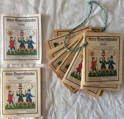 14 kleine Heftchen „Alter Bauernkalender“ 1983-1987, 1989-1991, 1994-1998