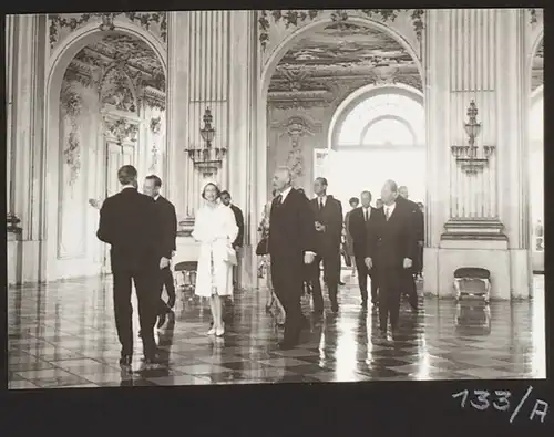 16 Originalphotogr.  Staatsbesuch Königin Elisabeth München 1965 , Meta Köhler