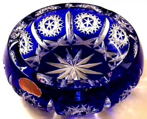 Runder Aschenbecher aus geschliffenem blauen Bleikristall, Marke Schönberg