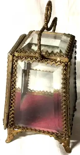 Kleines antikes Kästchen zur Unterbringung von Taschenuhren