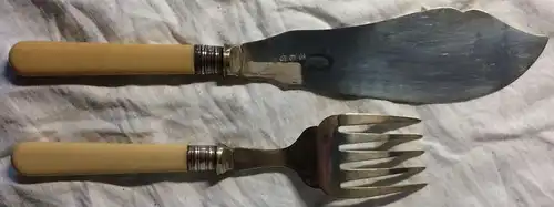 14-teiliges versilbertes Fischbesteck ohne Marke im Original-Besteckkasten