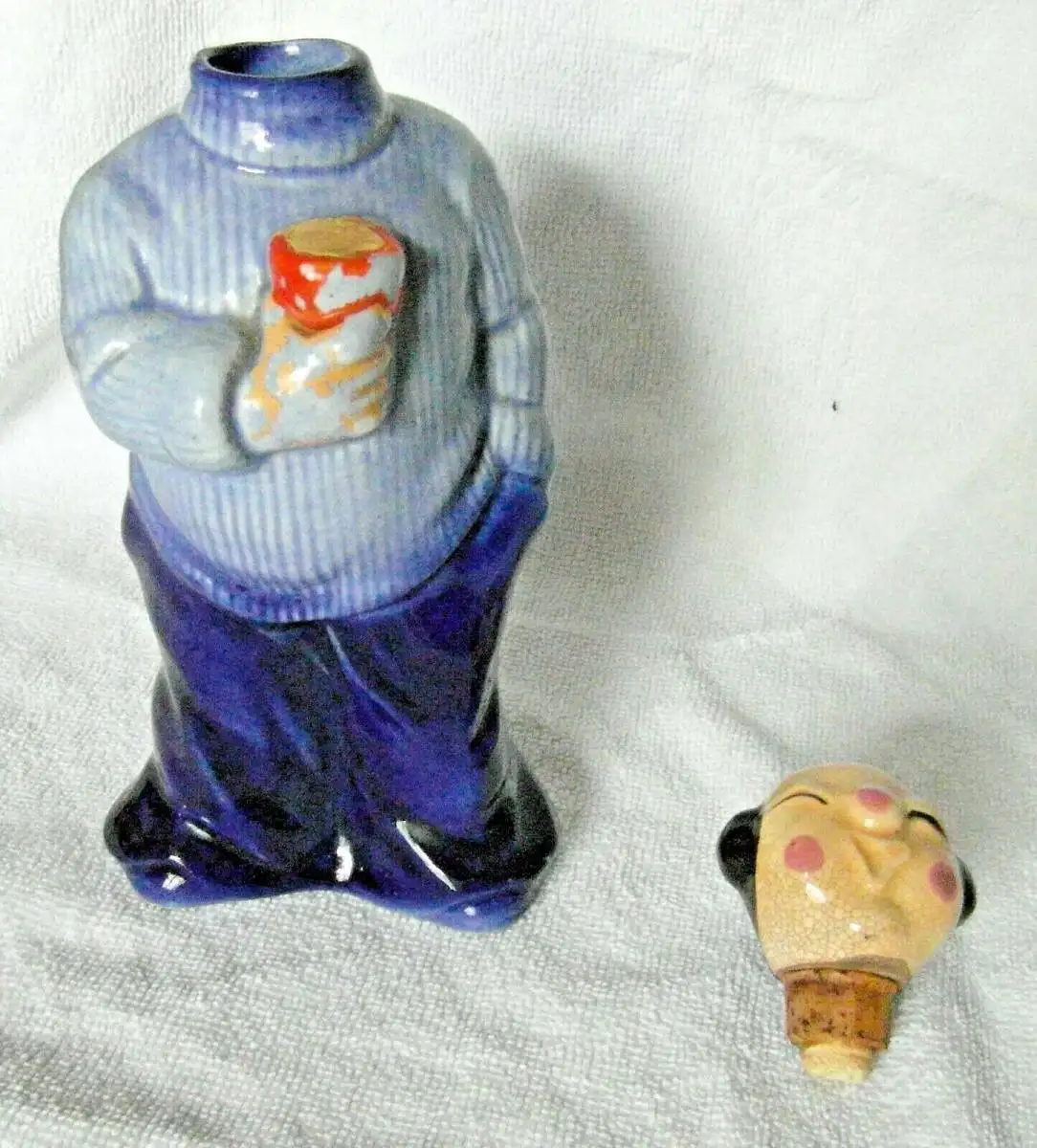 Keramik,Flasche,Asiate,grotesk flask bottle decanter modernist Nippes .