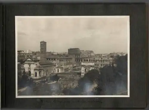 Kleines Photoalbum mit 33 Aufnahmen aus Italien, 1930er Jahre