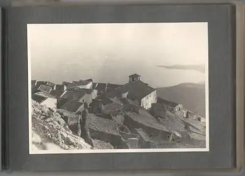 Kleines Photoalbum mit 33 Aufnahmen aus Italien, 1930er Jahre