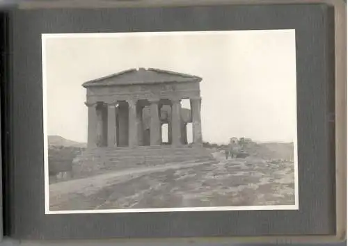 Kleines Photoalbum mit 33 Aufnahmen aus Italien, 1930er Jahre