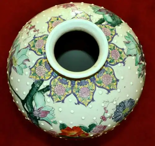 Chinesische Vase mit Vögeln und Blüten,sehr dekorativ
