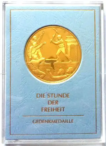 Zwei Medaillen mit Motiv Brandenburger Tor in Berlin