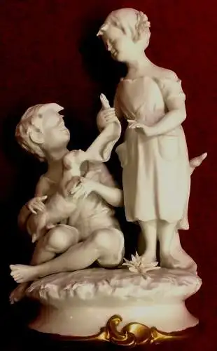 Capodimonte-Porzellanfigur Zwei Kinder mit Hund von Gianni Merlo