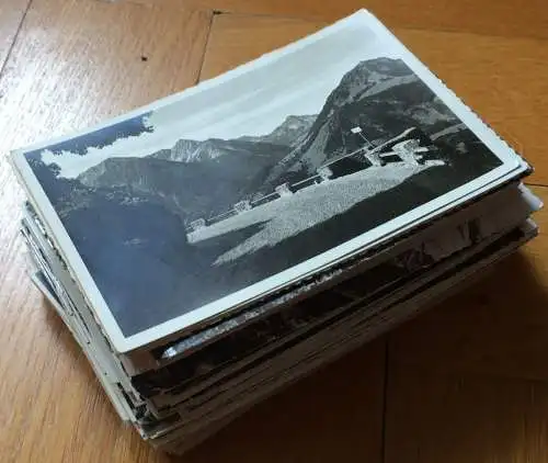 150 s/w Ansichtskarten aus den 1930-1950er Jahren, meist Alpenraum