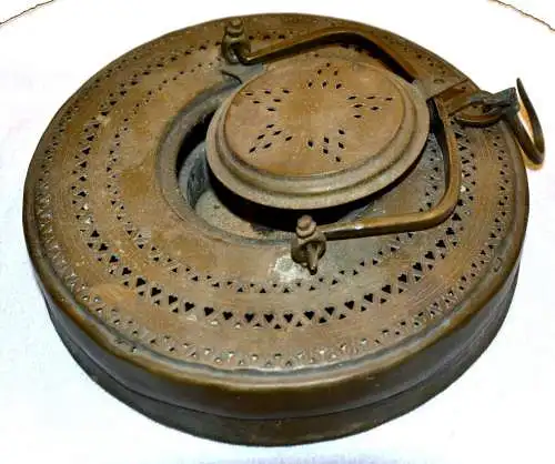 Osmanische Zeltlampe,2-teilig,a.Messing gearbeitet, drahtverstärkter Faltenbalg